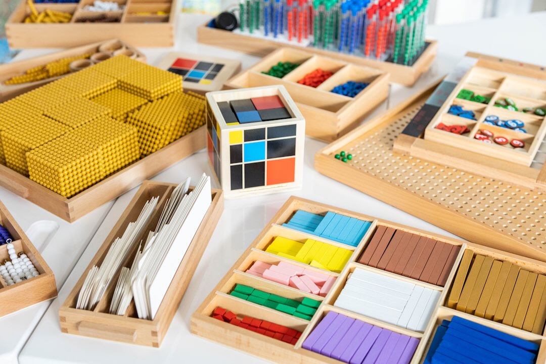 comprendre, réfléchir - matériel montessori
